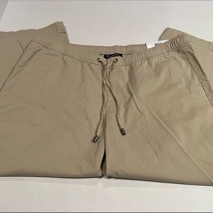 INC International Concepts Full Bloom Sand Linen Capris